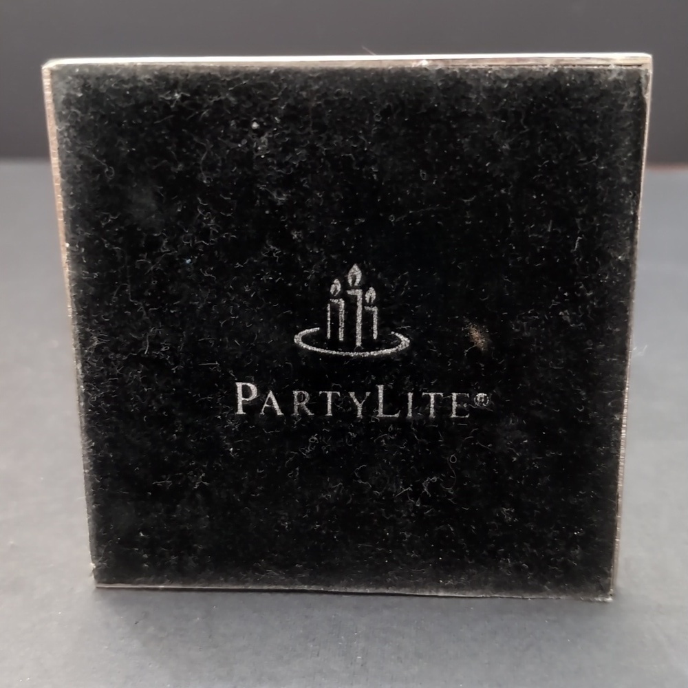 Vintage Partylite Elegant Black and Silver Candle Holder. - Picture 6 of 8